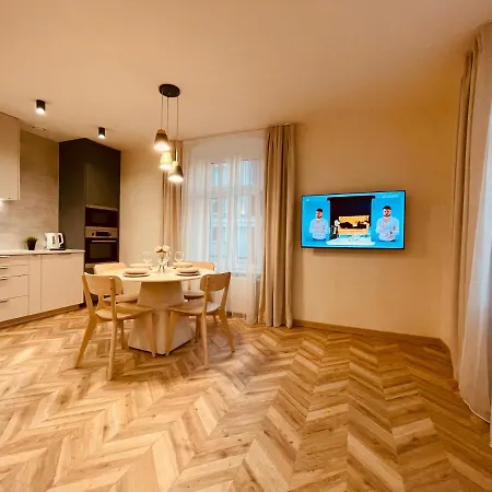 Kobiela Family Delux Ktw Center Kattowitz