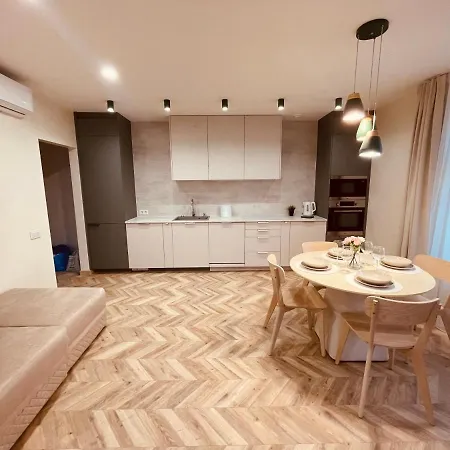 Apartment Kobiela Family Delux Ktw Center Kattowitz