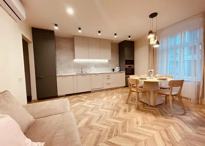 Kobiela Family Delux Ktw Center * Katowice