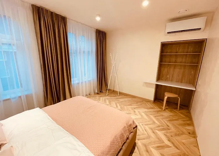 Kobiela Family Delux Ktw Center